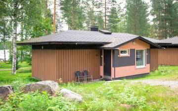 Фото номера Вилла с сауной (2 взрослых + 2 детей) Курортные отели Holiday Centre Huhmari г. Хухмарисваара 2